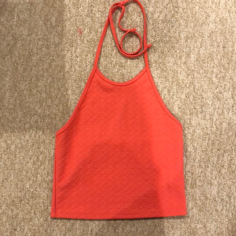 Halter top in salmon color